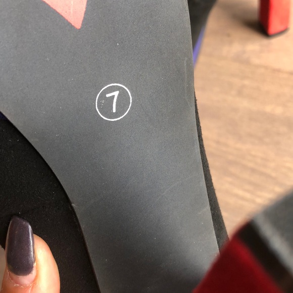 Colored Platform Pumps 💙🖤❤️ - Picture 4 of 6